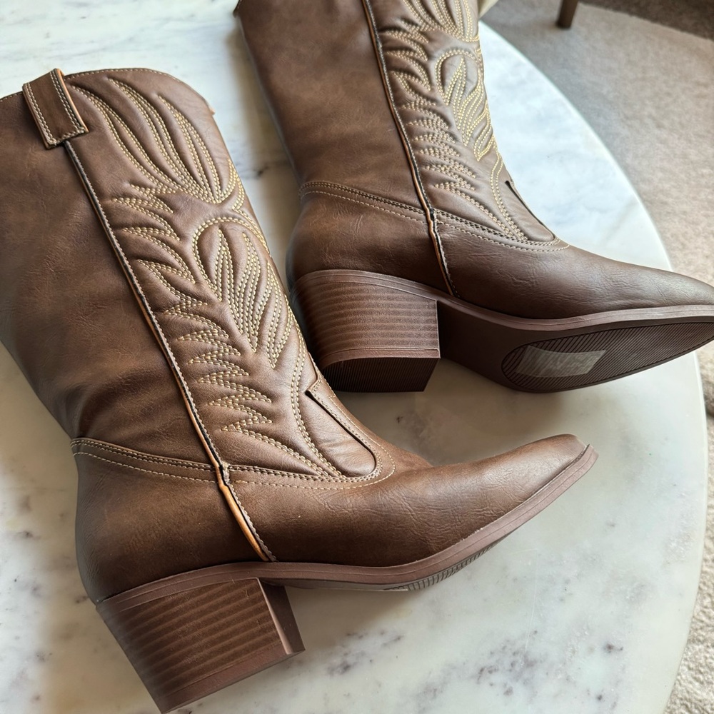 Cowboy boots 6.5 👢 cute cafe latte color 🤎 brand new, never worn - Picture 6 of 7